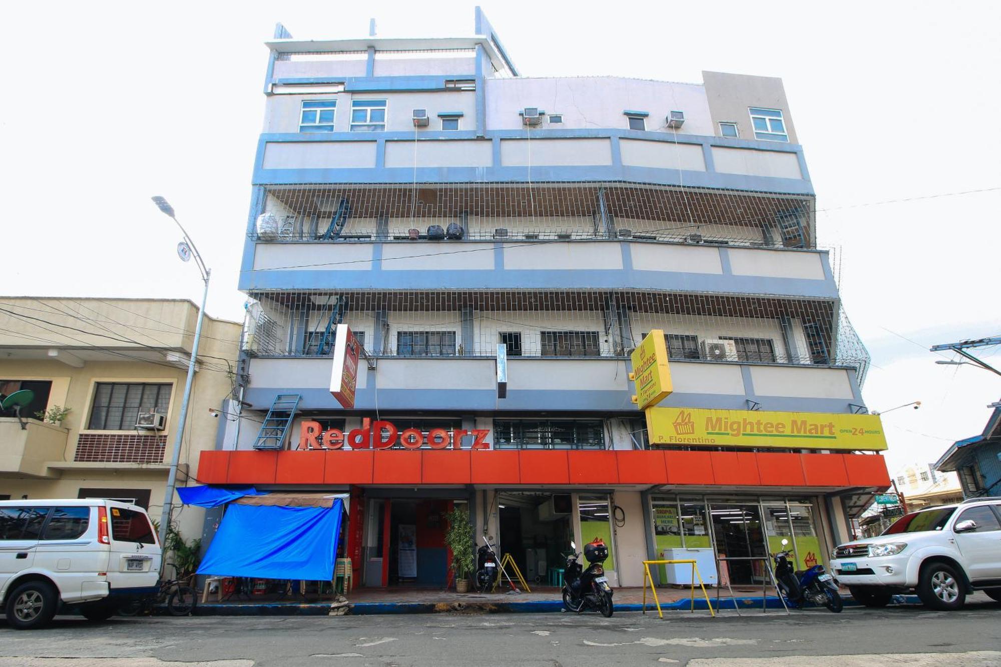 Reddoorz @ P Florentino Street Sampaloc Manila Kültér fotó
